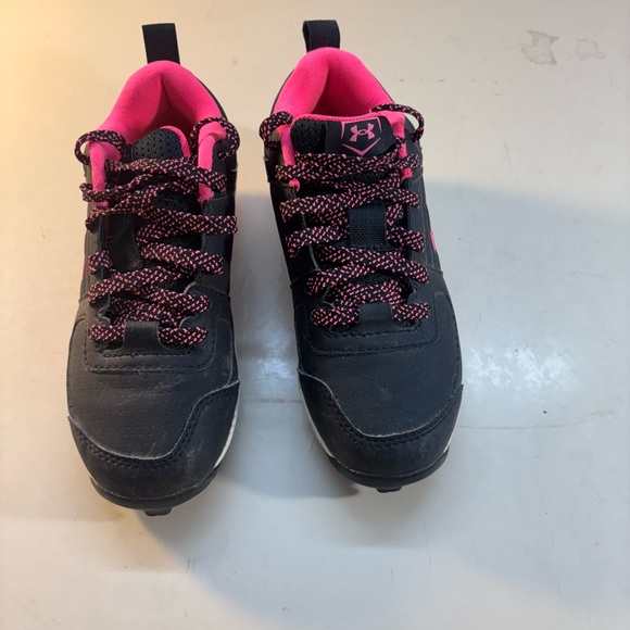 Under Armour Other - Under Armour Kids Sneakers - Pink